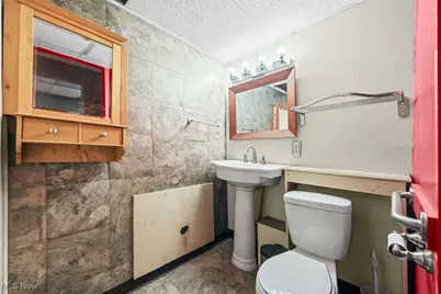 361 E Main Street, Alliance, OH 44601 - Photo 22