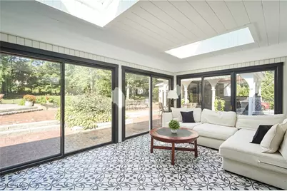 2285 Lancaster Road, Akron, OH 44313 - Photo 16