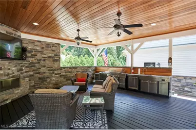 2285 Lancaster Road, Akron, OH 44313 - Photo 8