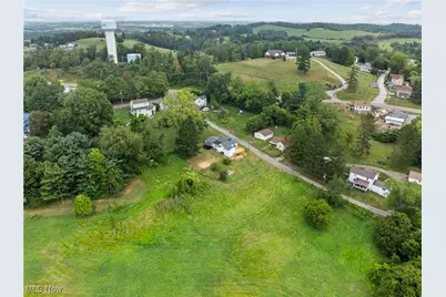 71900 Cope Street, Martins Ferry, OH 43916 - Photo 32