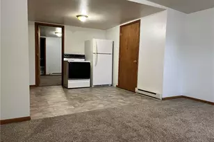 132 N 10th St, Byesville, OH 43723 - Photo 6