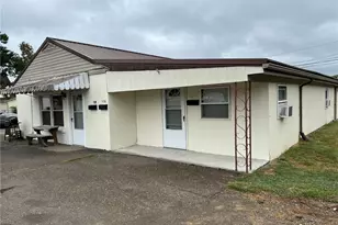 132 N 10th St, Byesville, OH 43723 - Photo 2