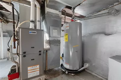 1515 Grand Boulevard, Barberton, OH 44203 - Photo 24