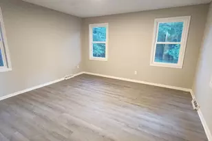 18112 Chagrin Blvd, Huber Heights, OH 44122 - Photo 12