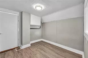 937 W 13th St, Lorain, OH 44052 - Photo 26