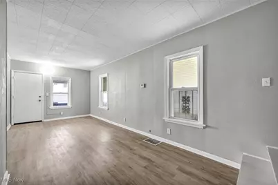 937 W 13th Street, Lorain, OH 44052 - Photo 14