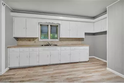 937 W 13th Street, Lorain, OH 44052 - Photo 10