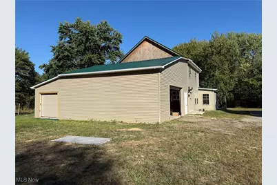 1939 Waterford Road, East Palestine, OH 44413 - Photo 6