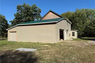 1939 Waterford Rd, East Palestine, OH 44413 - Photo 6