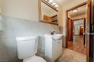 5901 Delora Ave, Loveland, OH 44144 - Photo 12