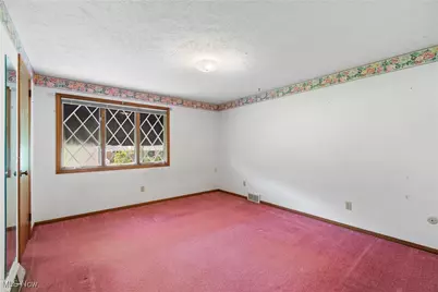 2410 Tanglewood Drive NE, Massillon, OH 44646 - Photo 28
