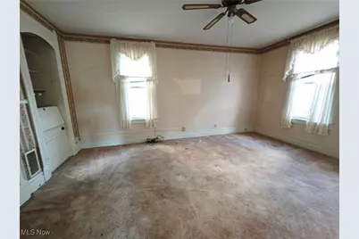 37 N 4th Street, Martins Ferry, OH 43935 - Photo 10