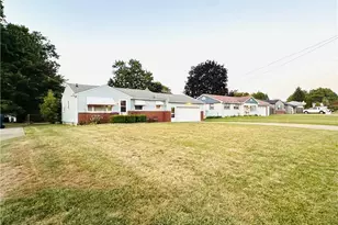 1720 Sequoya Dr, Youngstown, OH 44514 - Photo 30