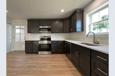 3630 Menlo Road, Huber Heights, OH 44120 - Photo 6