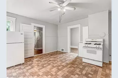 3635 E 49th Street #Down, Loveland, OH 44105 - Photo 4