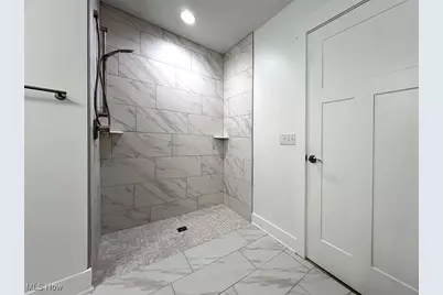 3637 Menlo Road, Huber Heights, OH 44120 - Photo 12