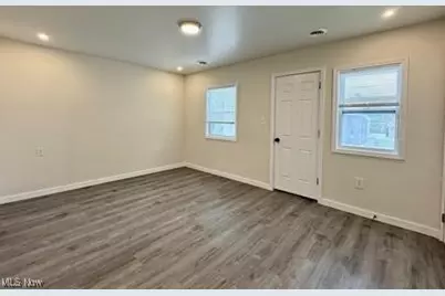 1615 E 47th Street, Loveland, OH 44103 - Photo 6