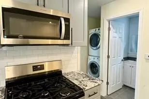 1615 E 47th St, Loveland, OH 44103 - Photo 4