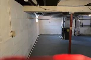 979 Neptune Ave, Akron, OH 44301 - Photo 24