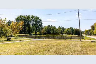 8131 Leffingwell Road, Canfield, OH 44406 - Photo 26