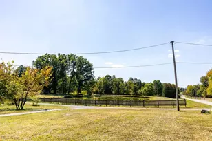 8131 Leffingwell Rd, Canfield, OH 44406 - Photo 26