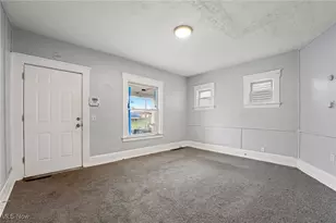 1563 W 102nd St, Loveland, OH 44102 - Photo 6