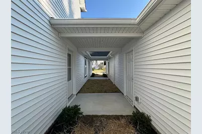 3626 Menlo Road, Huber Heights, OH 44120 - Photo 18