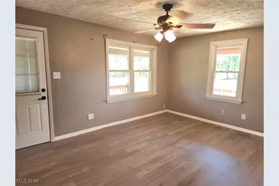 6805 Waynesburg Drive SE, Waynesburg, OH 44688 - Photo 6