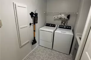 660 Marsh Way, Brunswick, OH 44212 - Photo 32