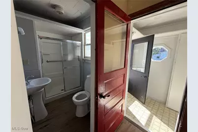 1421 Chestnut Street, Coshocton, OH 43812 - Photo 12