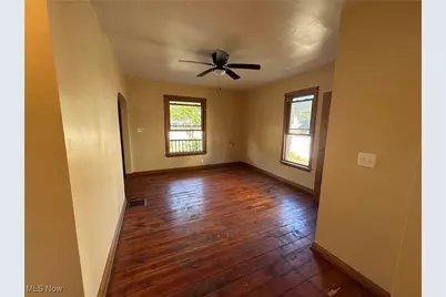 1421 Chestnut Street, Coshocton, OH 43812 - Photo 8