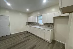 10404 South Blvd, Loveland, OH 44108 - Photo 8