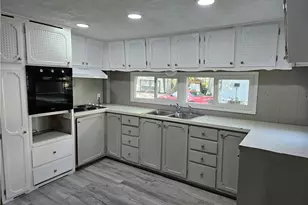 2305 E Waterloo Rd, Akron, OH 44312 - Photo 2