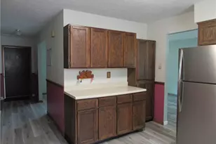 631 W 8th St, Salem, OH 44460 - Photo 6