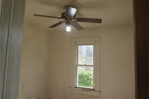 116 Oak St, Elyria, OH 44035 - Photo 8