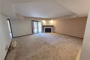 8595 Scenicview Dr, Grandview Heights, OH 44147 - Photo 4