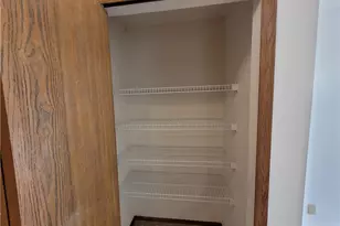 8595 Scenicview Dr, Grandview Heights, OH 44147 - Photo 16