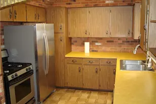 8 Adelford Ave, Akron, OH 44310 - Photo 12