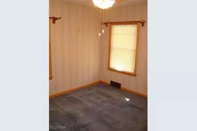 8 Adelford Avenue, Akron, OH 44310 - Photo 16