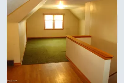 8 Adelford Avenue, Akron, OH 44310 - Photo 18