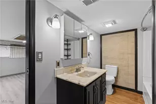 69895 Woods Rd, Bridgeport, OH 43912 - Photo 20