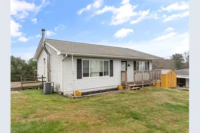 69895 Woods Road, Bridgeport, OH 43912 - Photo 2