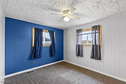 69895 Woods Road, Bridgeport, OH 43912 - Photo 14