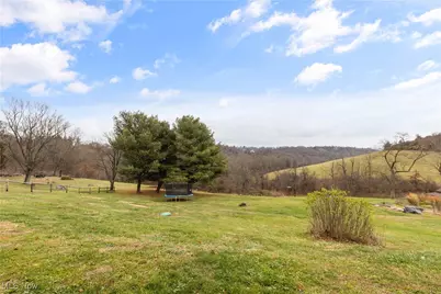 69895 Woods Road, Bridgeport, OH 43912 - Photo 30