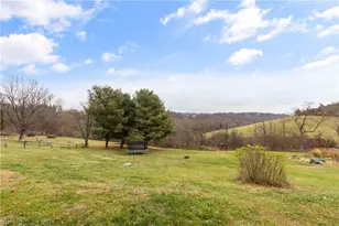 69895 Woods Rd, Bridgeport, OH 43912 - Photo 30