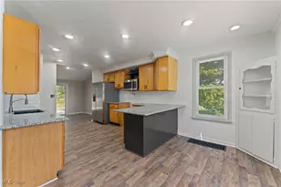 132 Drummond Ave, Hubbard, OH 44425 - Photo 10