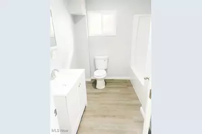 1738 W 21st Street, Lorain, OH 44052 - Photo 16