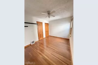 5139 E 114th Street, Garfield Heights, OH 44125 - Photo 12