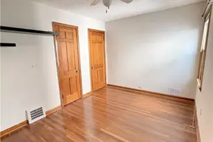 5139 E 114th St, Garfield Heights, OH 44125 - Photo 12