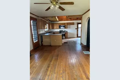 4460 East Pike, Zanesville, OH 43701 - Photo 6